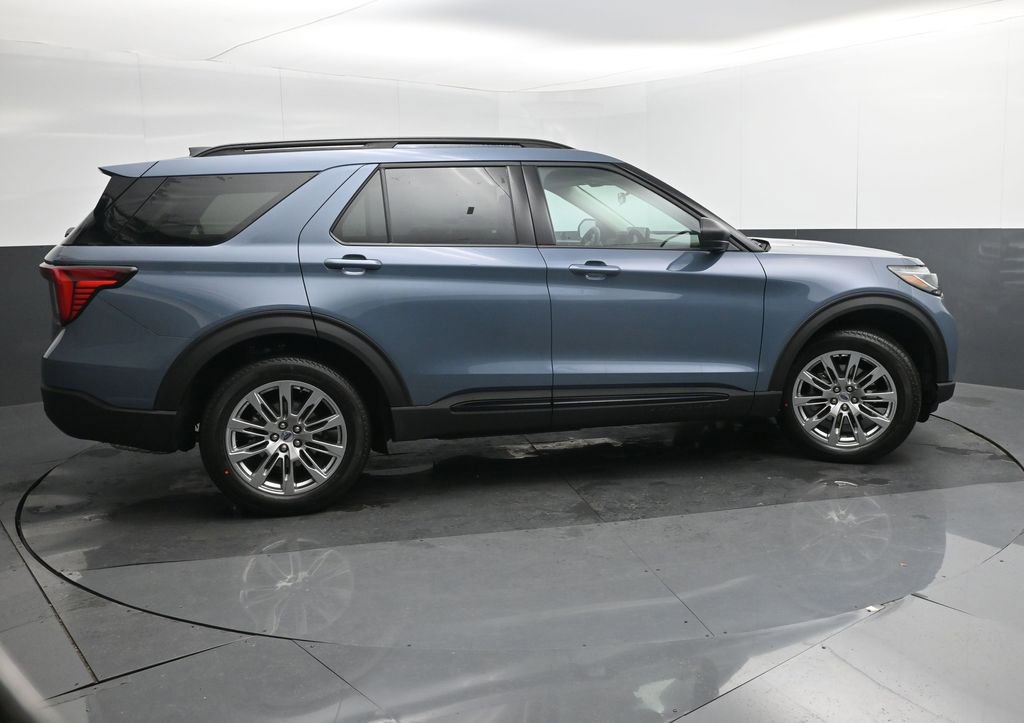 New 2026 Ford Explorer Active image 7