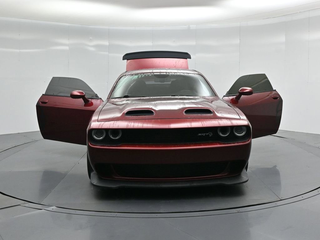 Used 2019 Dodge Challenger SRT Hellcat image 28