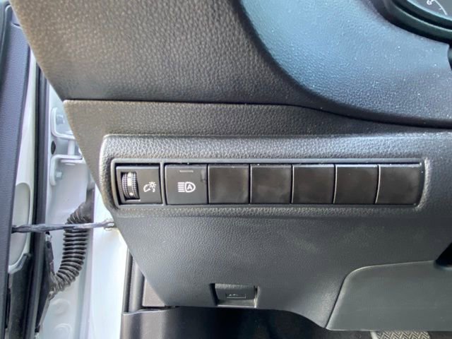 Used 2024 Toyota Corolla LE FWD image 15