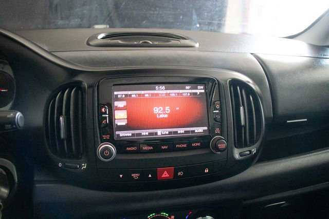 Used 2015 FIAT 500L Lounge image 33