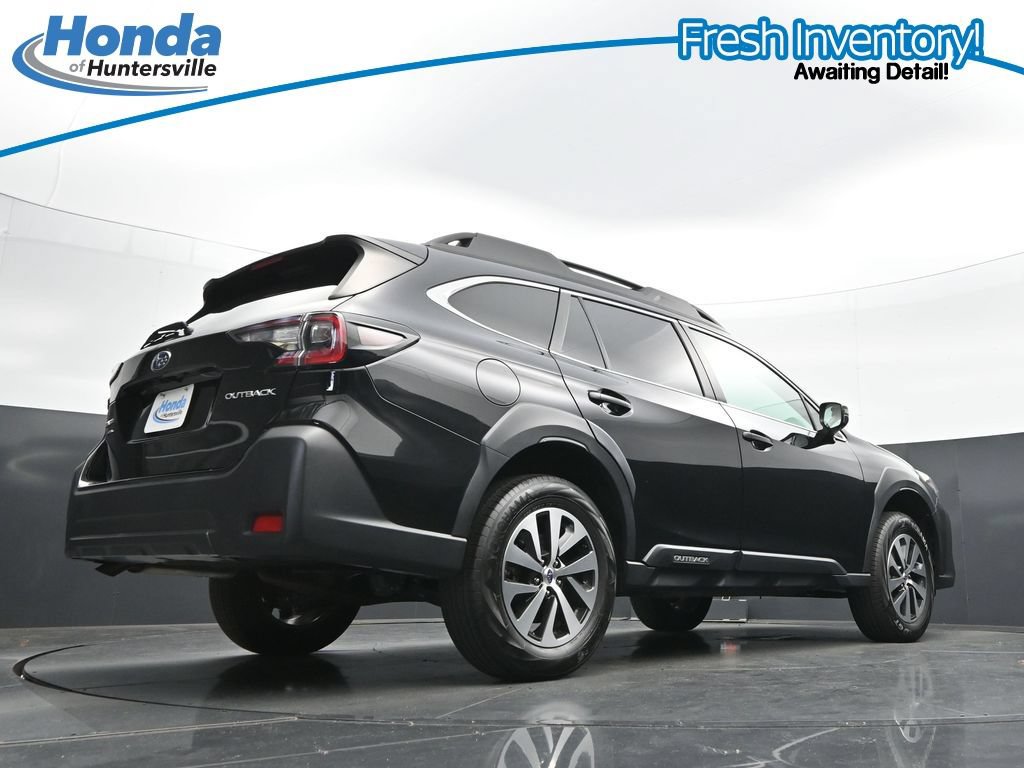 Used 2024 Subaru Outback Premium AWD/4WD image 35
