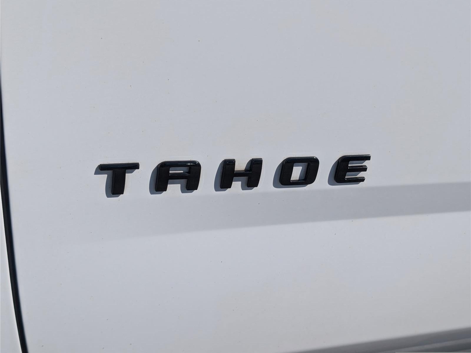 Used 2020 Chevrolet Tahoe LT w/ RST Edition AWD/4WD image 9