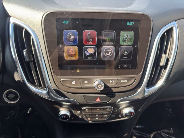 Used 2018 Chevrolet Equinox LT w/ LT True North Edition AWD/4WD image 17