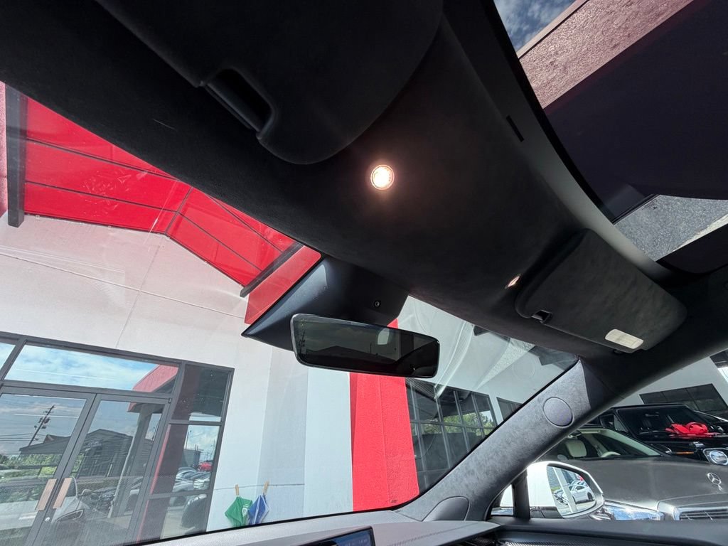 Used 2022 Tesla Model S Plaid AWD/4WD image 25