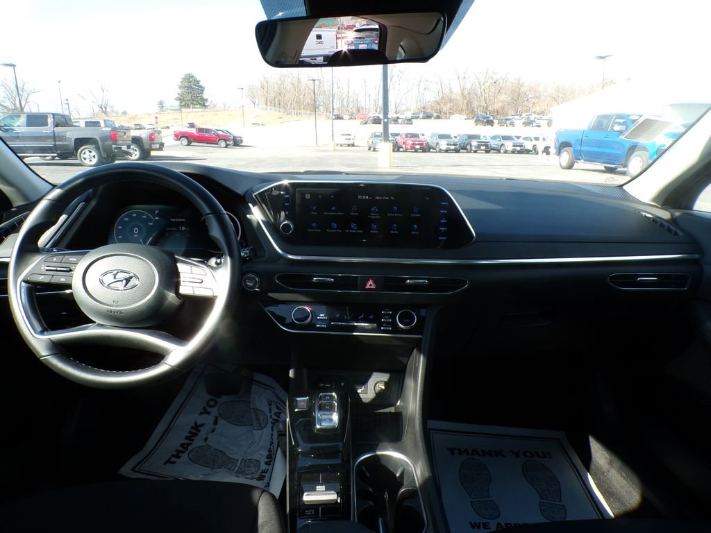 Certified 2023 Hyundai Sonata SEL w/ Convenience Package FWD image 9