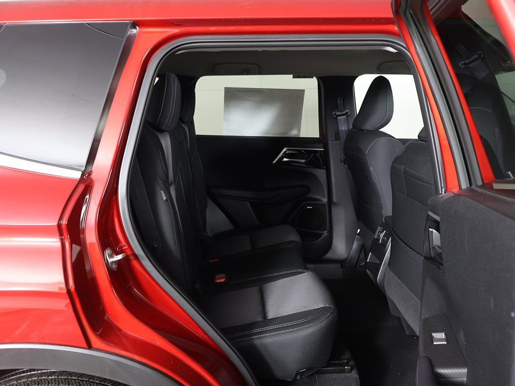 New 2026 Mitsubishi Outlander ES AWD/4WD image 31