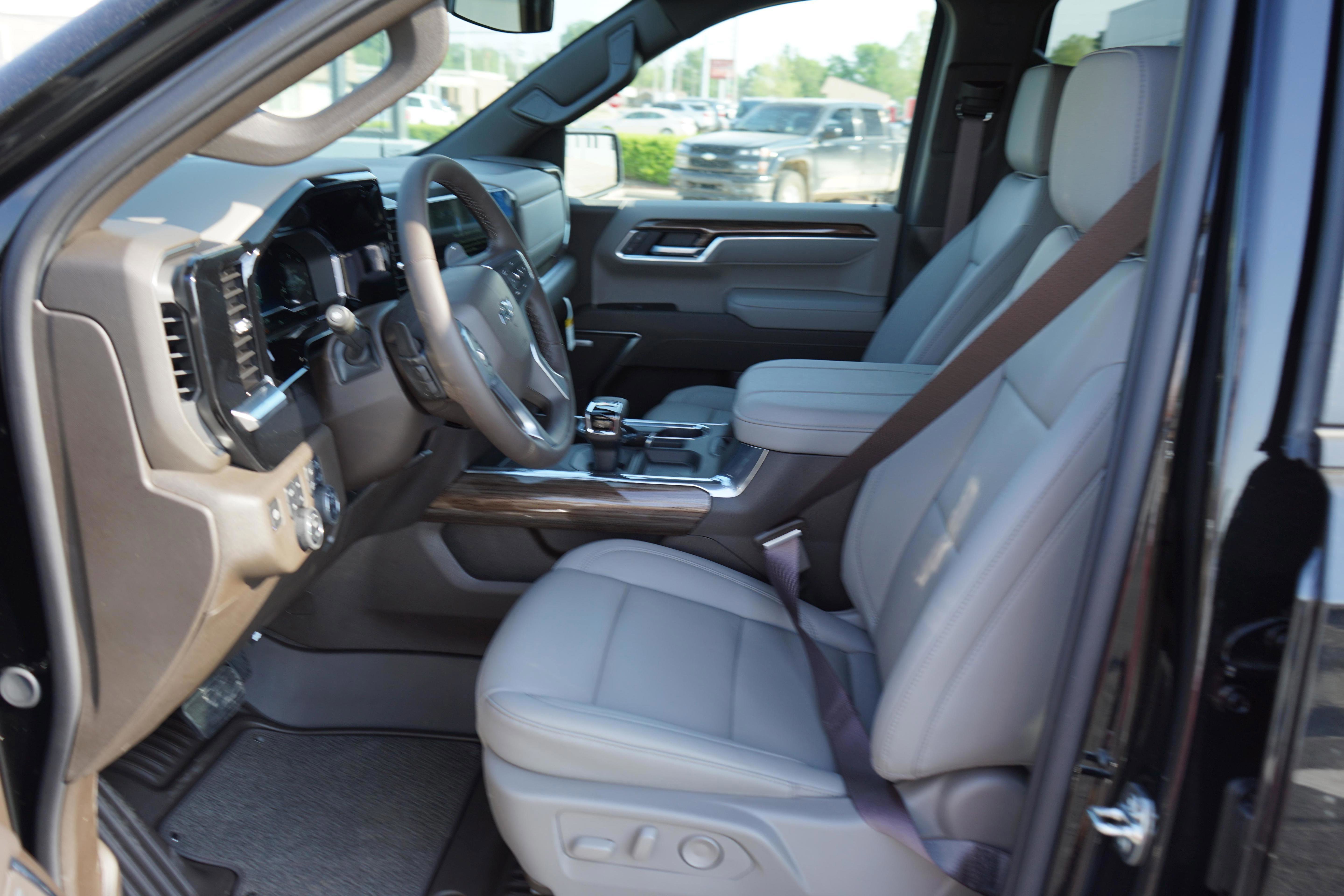 New 2025 Chevrolet Silverado 1500 RST w/ RST All Star Premium Package image 10