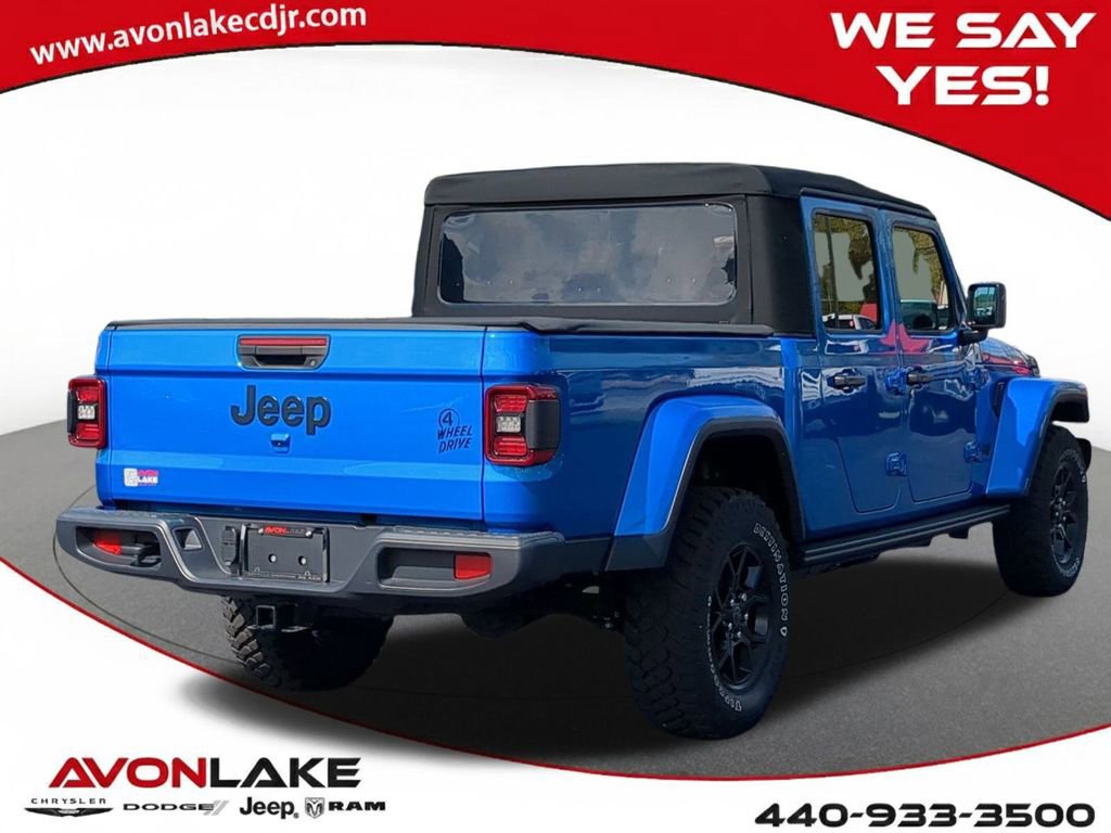 Used 2024 Jeep Gladiator Sport image 6
