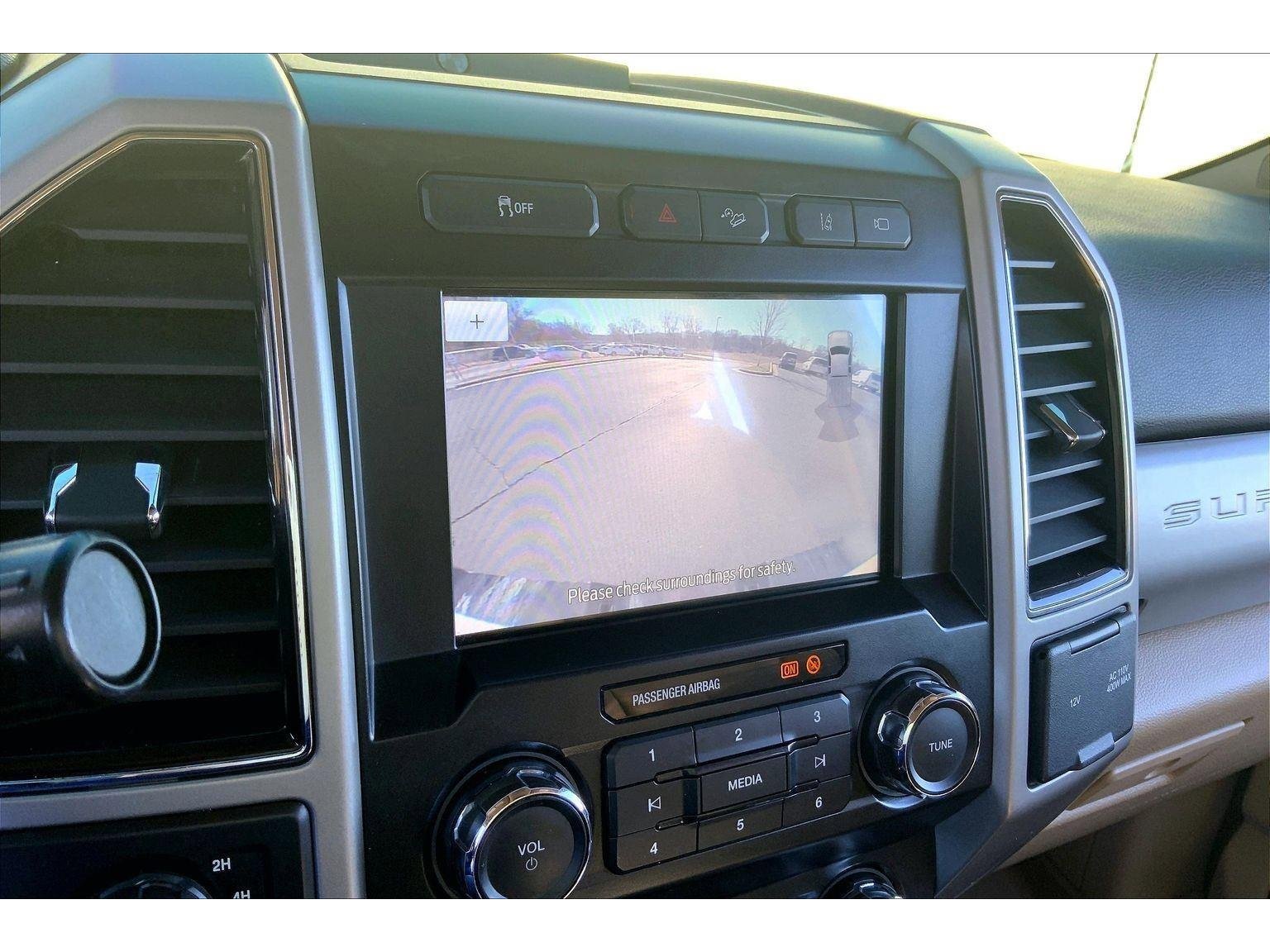 Used 2020 Ford F250 Lariat w/ Lariat Ultimate Package image 16