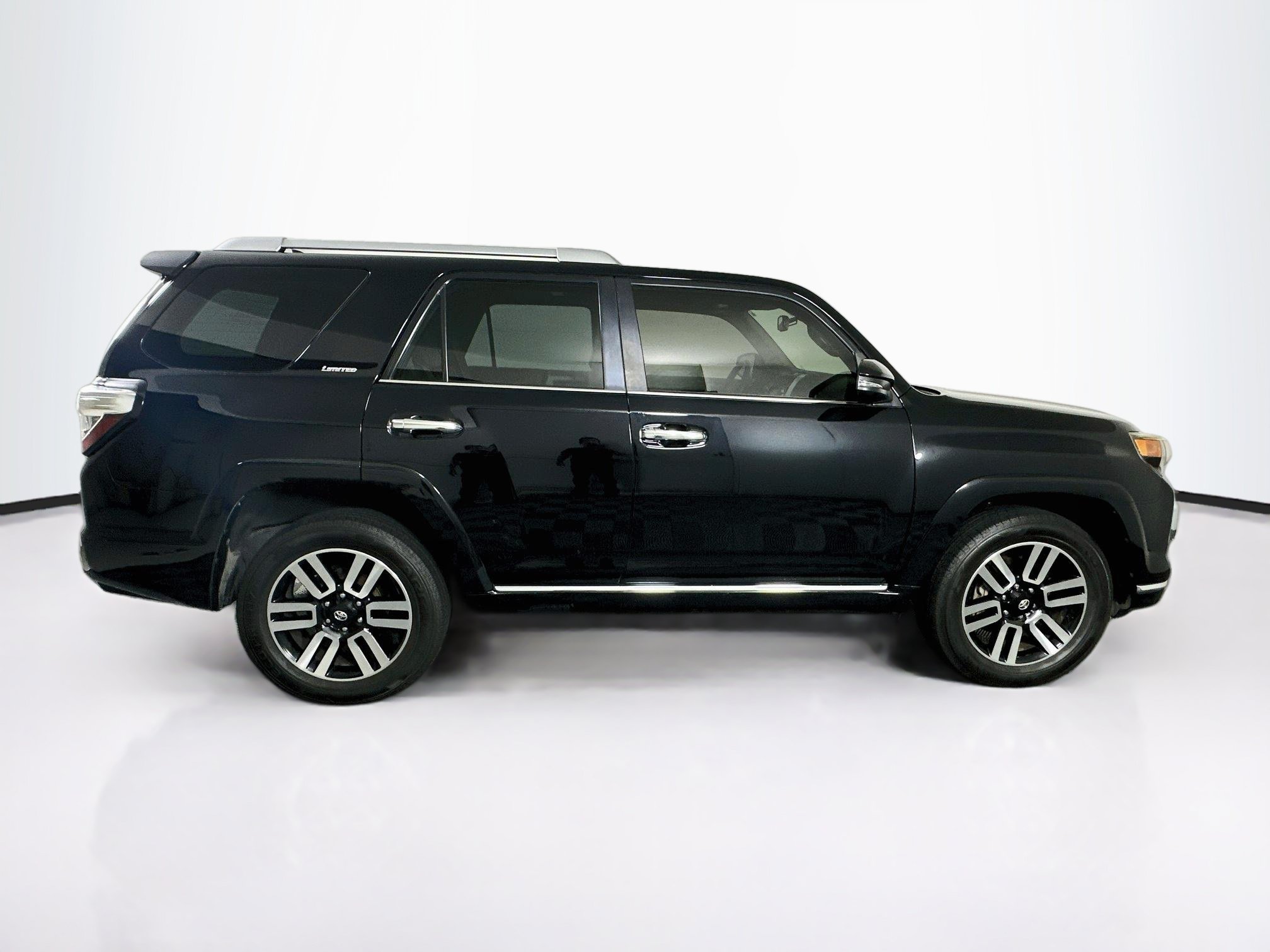 Used 2014 Toyota 4Runner Limited RWD image 10