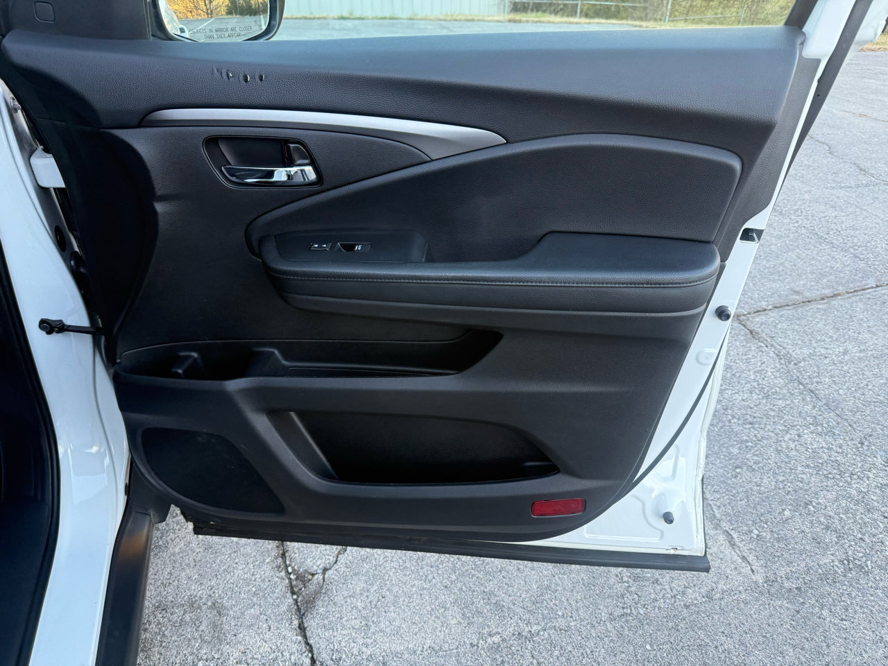 Used 2022 Honda Pilot Sport image 23