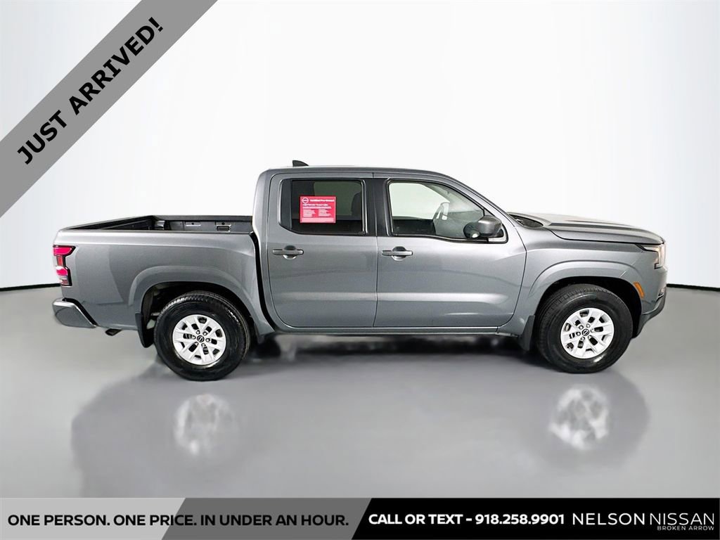 Used 2024 Nissan Frontier SV w/ Technology Package image 4