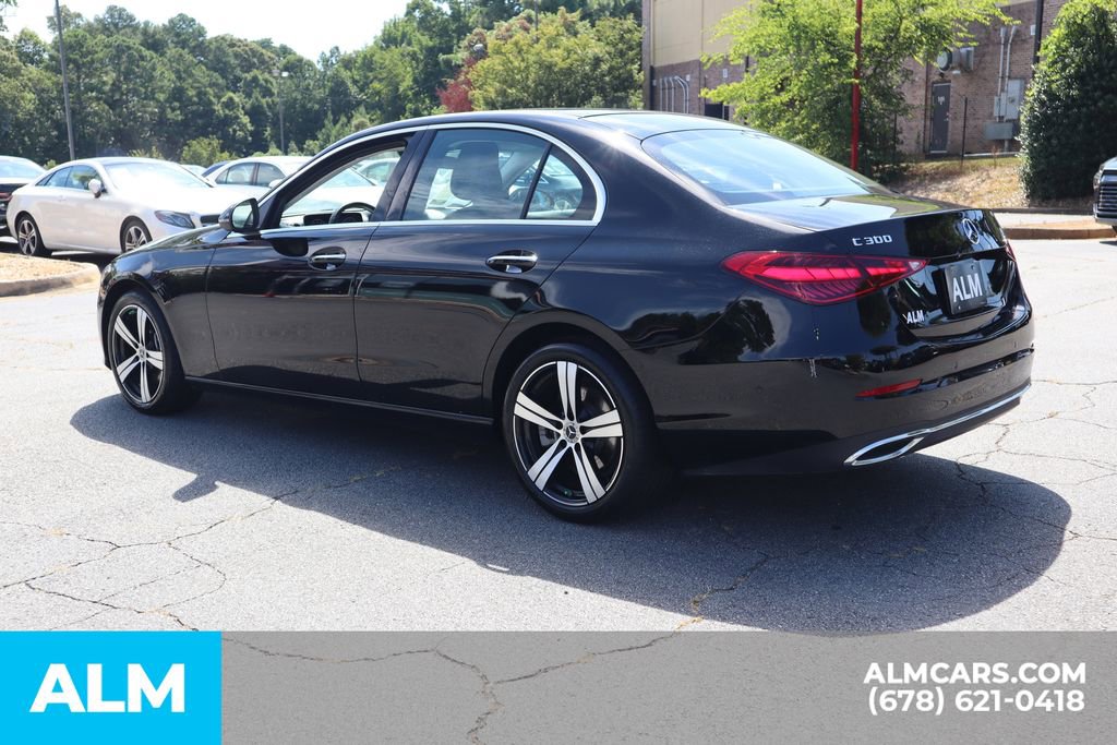 Used 2025 Mercedes-Benz C 300 Sedan image 9