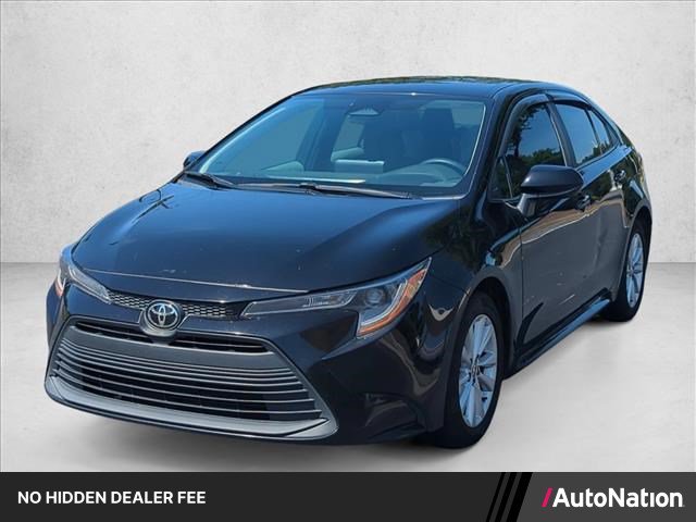 Used 2024 Toyota Corolla LE w/ LE Convenience Package FWD image 1