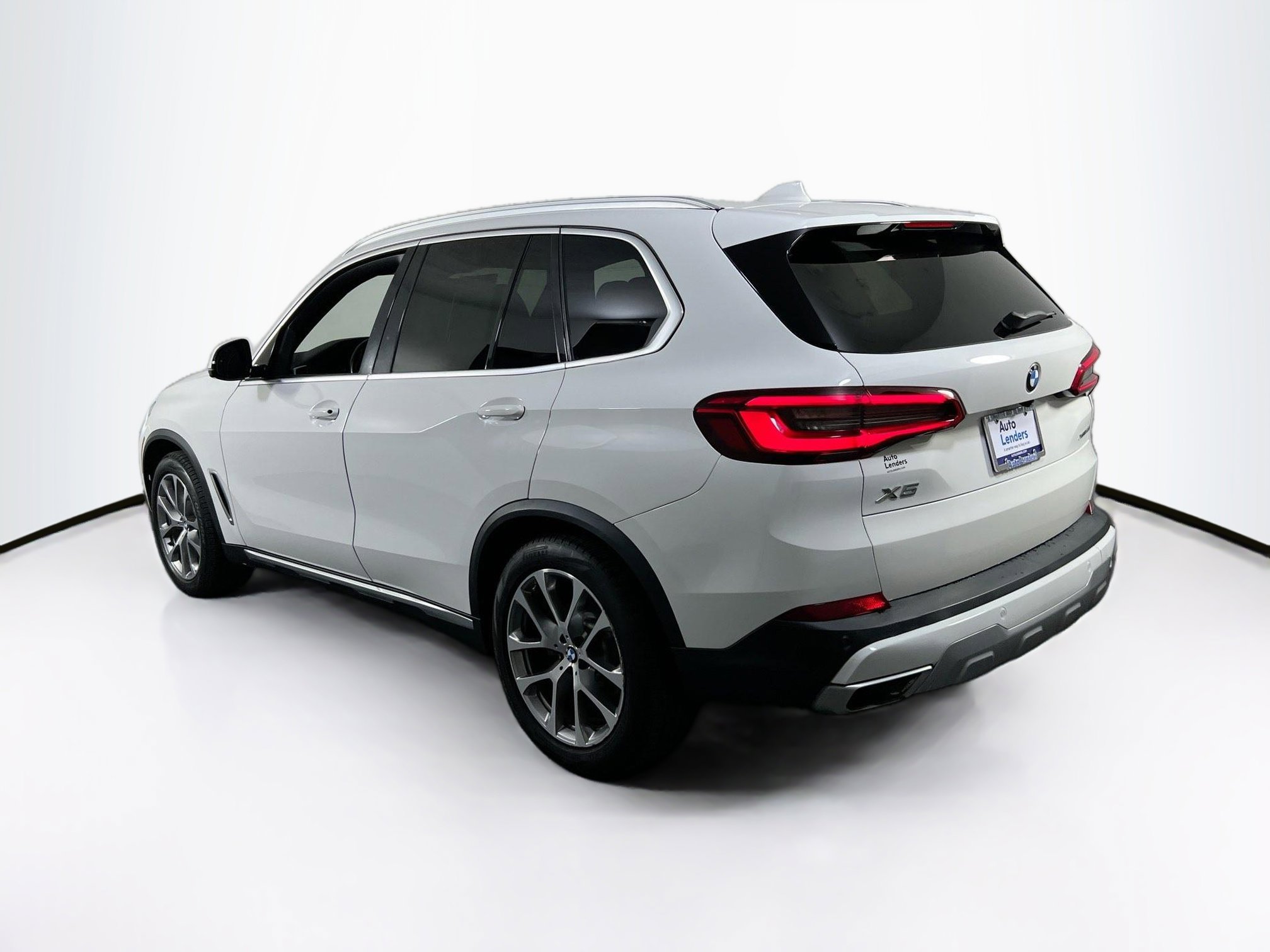 Used 2019 BMW X5 xDrive40i w/ Premium Package 2 AWD/4WD image 7