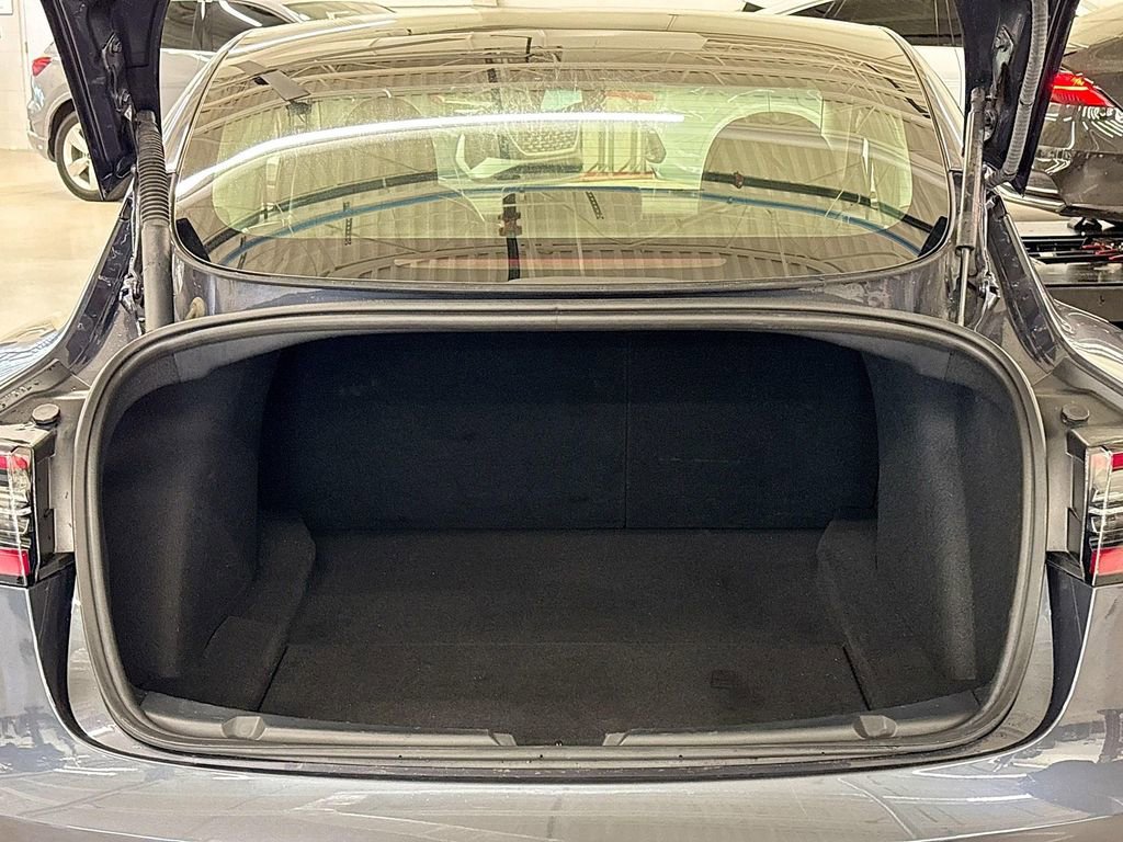 Used 2023 Tesla Model 3 Standard Range image 22