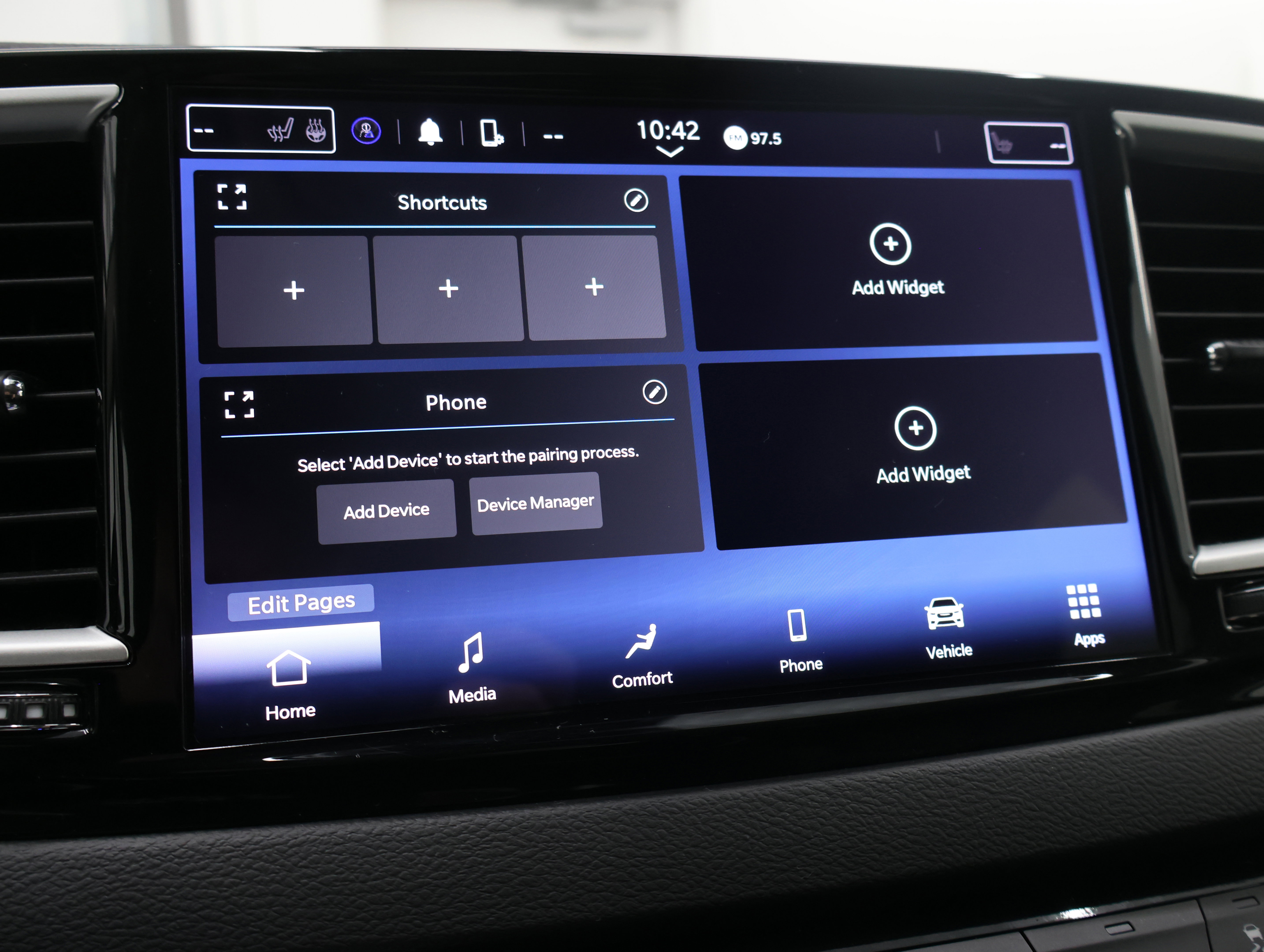 Used 2024 Chrysler Pacifica Touring-L FWD image 51