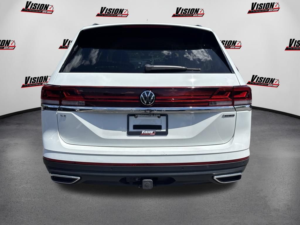 Used 2024 Volkswagen Atlas SE AWD/4WD image 6