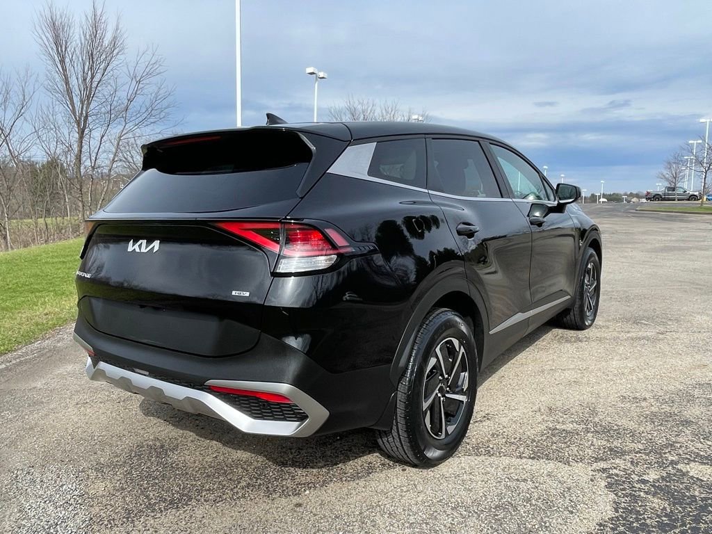 Certified 2023 Kia Sportage LX image 4