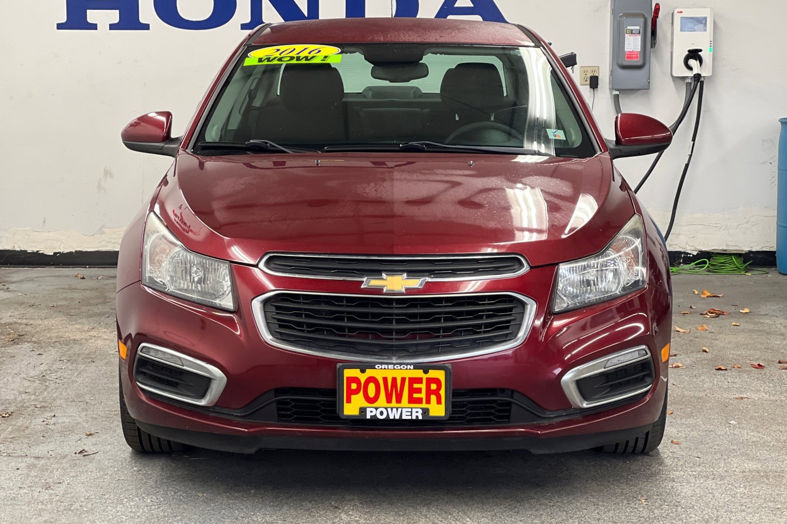 Used 2016 Chevrolet Cruze LT w/ Technology Package image 8
