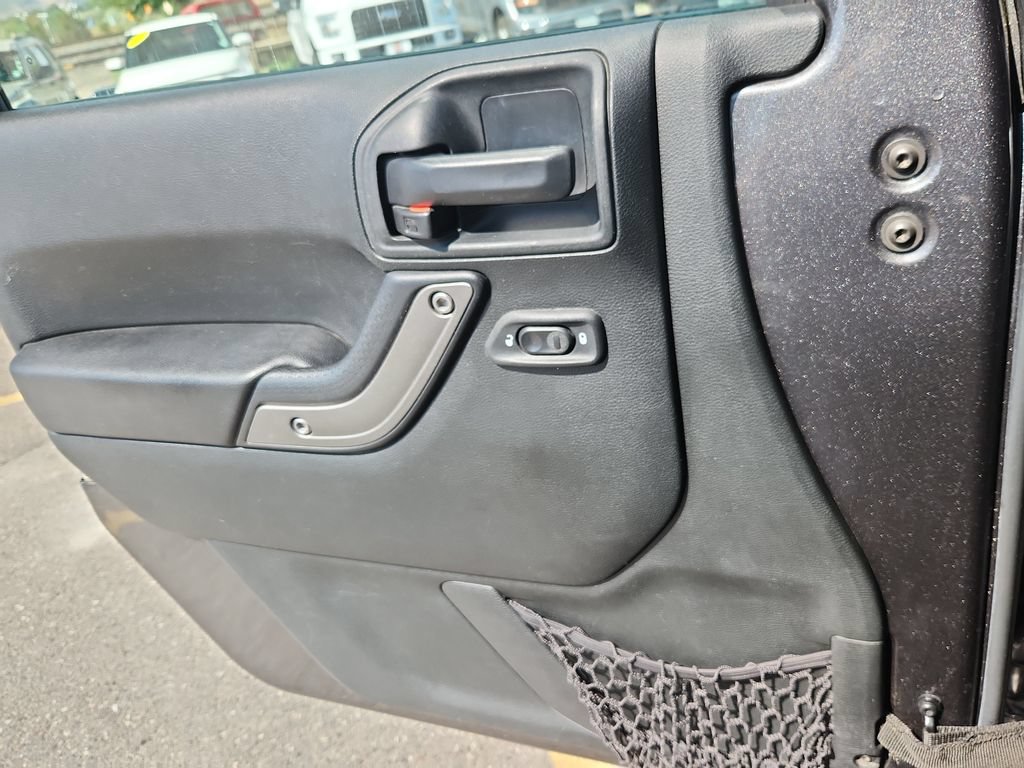 Used 2017 Jeep Wrangler Unlimited Sport w/ Quick Order Package 24S AWD/4WD image 8