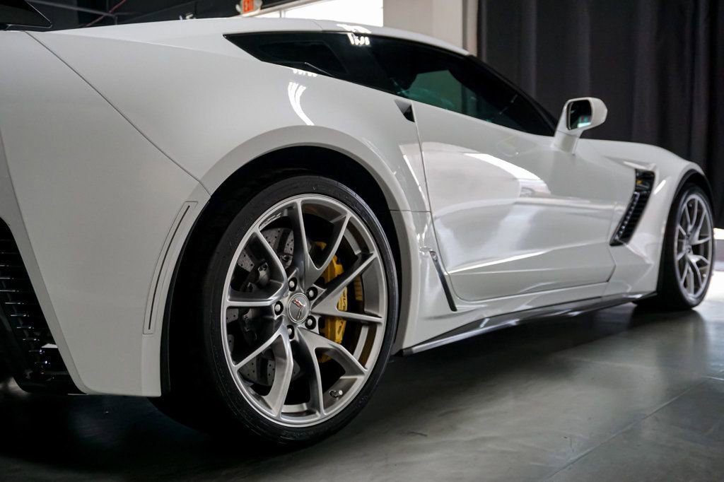 Used 2019 Chevrolet Corvette Z06 RWD image 69