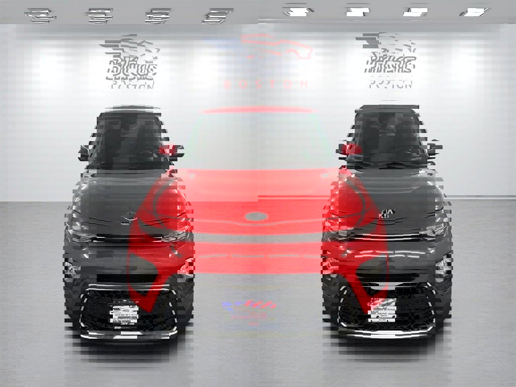 Used 2020 Kia Soul S image 2