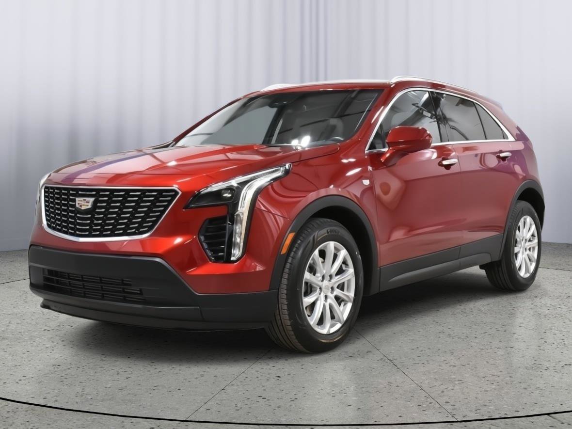 Certified 2023 Cadillac XT4 Luxury w/ Cold Weather Package