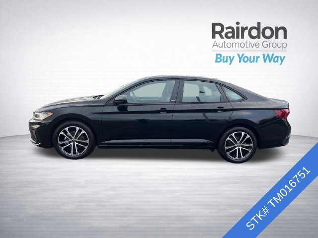Used 2026 Volkswagen Jetta Sport FWD image 4
