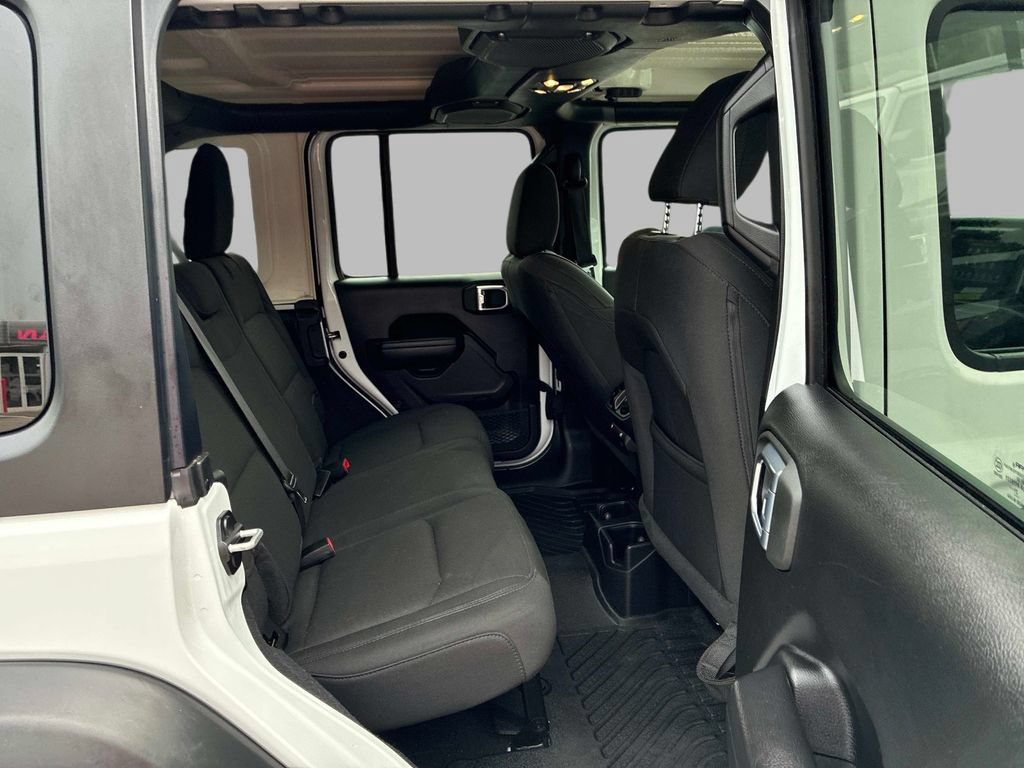 Used 2021 Jeep Wrangler Unlimited Sport AWD/4WD image 10