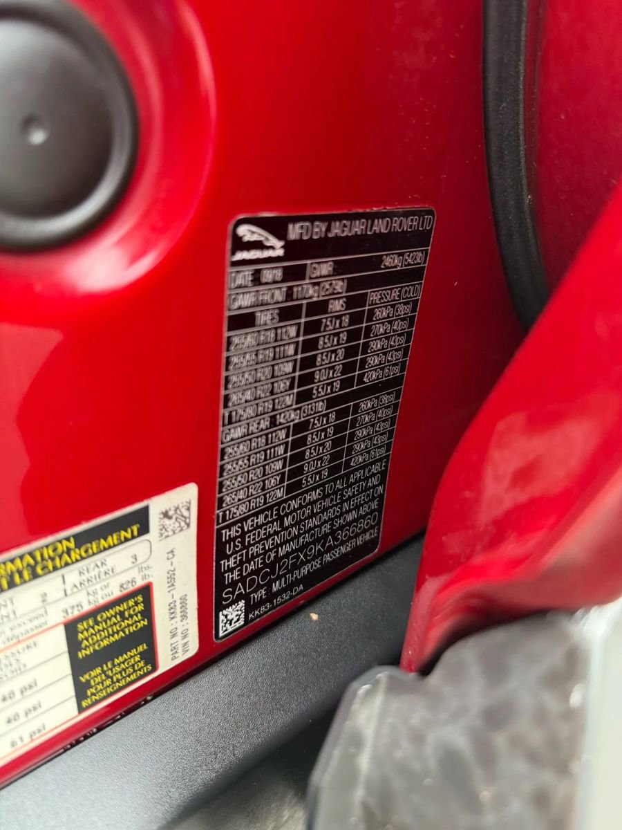 Used 2019 Jaguar F-PACE Premium image 38