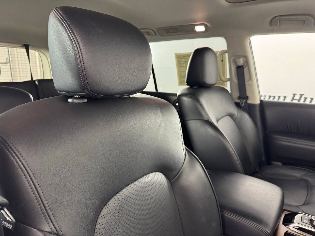 Used 2024 Nissan Armada SL w/ Captain's Chairs Package image 34