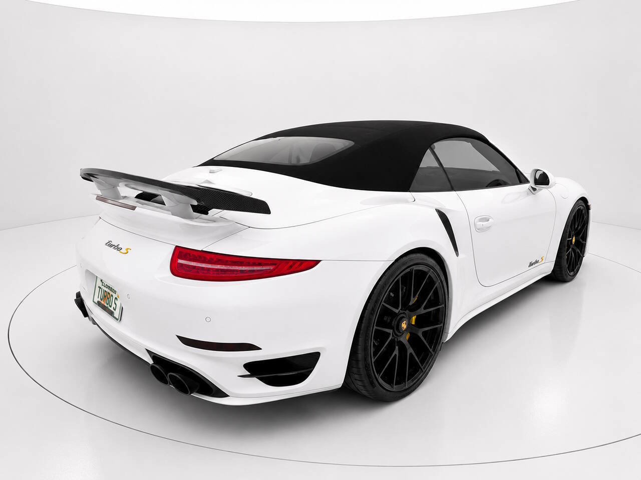 Used 2015 Porsche 911 Turbo S AWD/4WD image 10