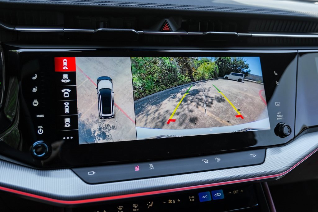 Used 2024 Jeep Wagoneer Launch Edition image 27