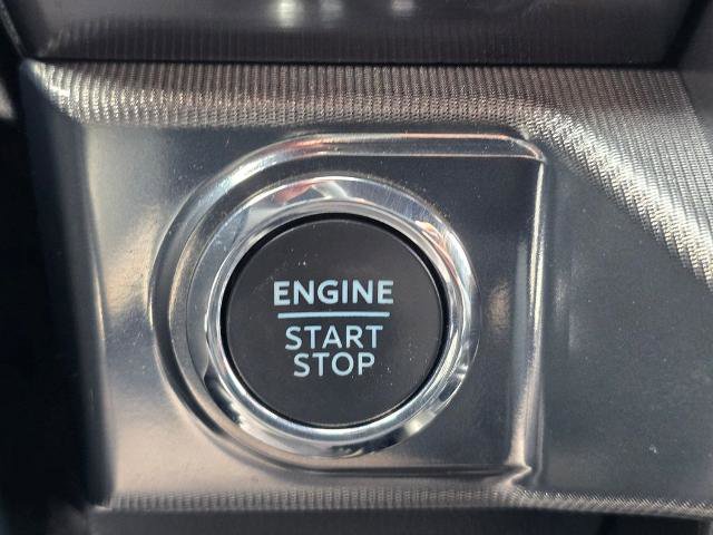 Certified 2025 Ford F150 Lariat image 26