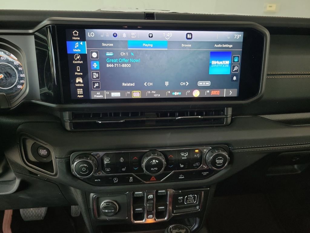 Used 2024 Jeep Wrangler Sahara AWD/4WD video 3