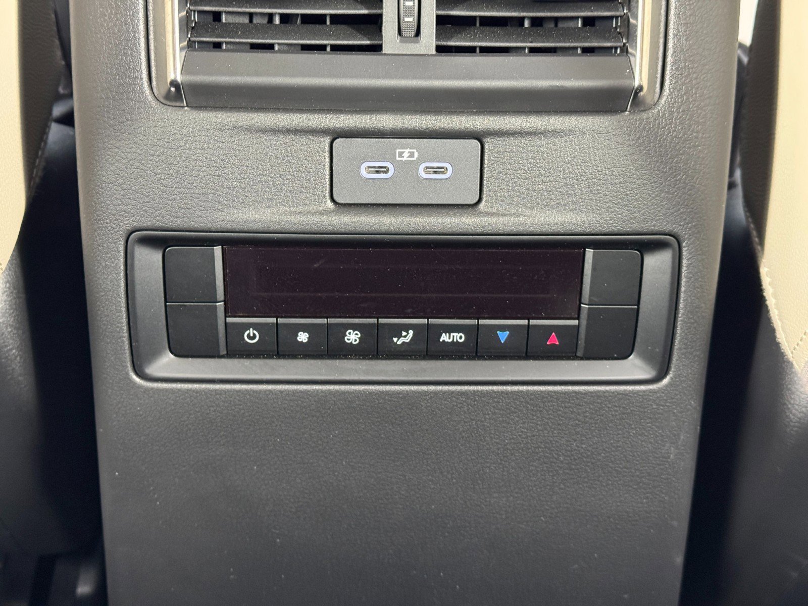 Used 2025 MAZDA CX-90 Plug-In Hybrid w/Premium Sport image 39