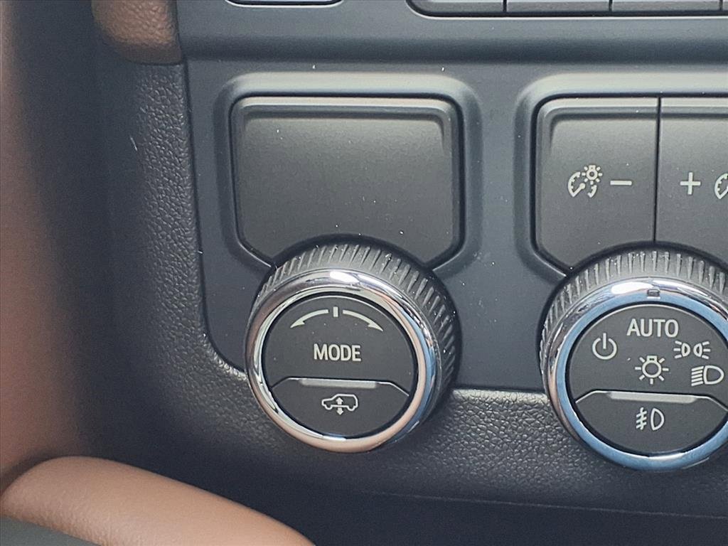 New 2026 Chevrolet Suburban High Country image 12