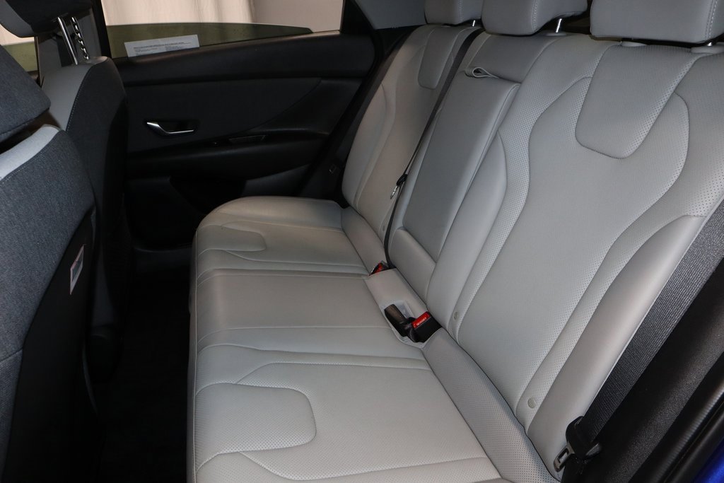 Certified 2023 Hyundai Elantra Limited image 21