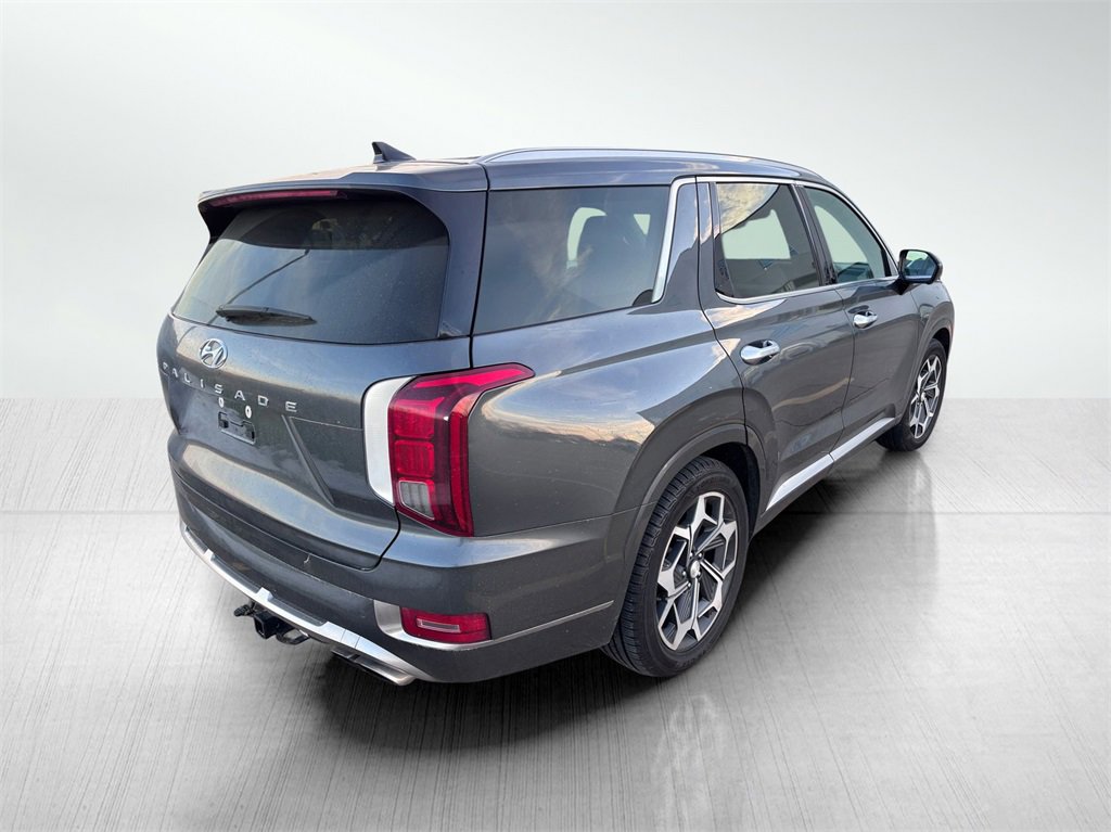 Used 2022 Hyundai Palisade Calligraphy image 3