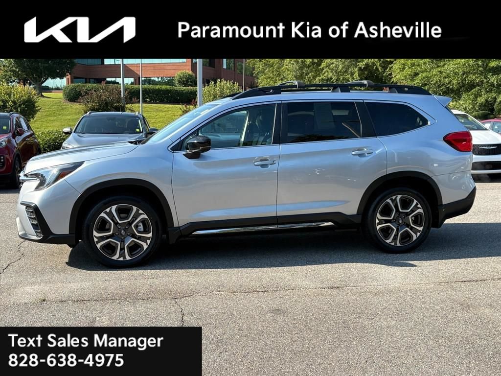 Used 2024 Subaru Ascent Limited w/ Technology Package AWD/4WD image 3