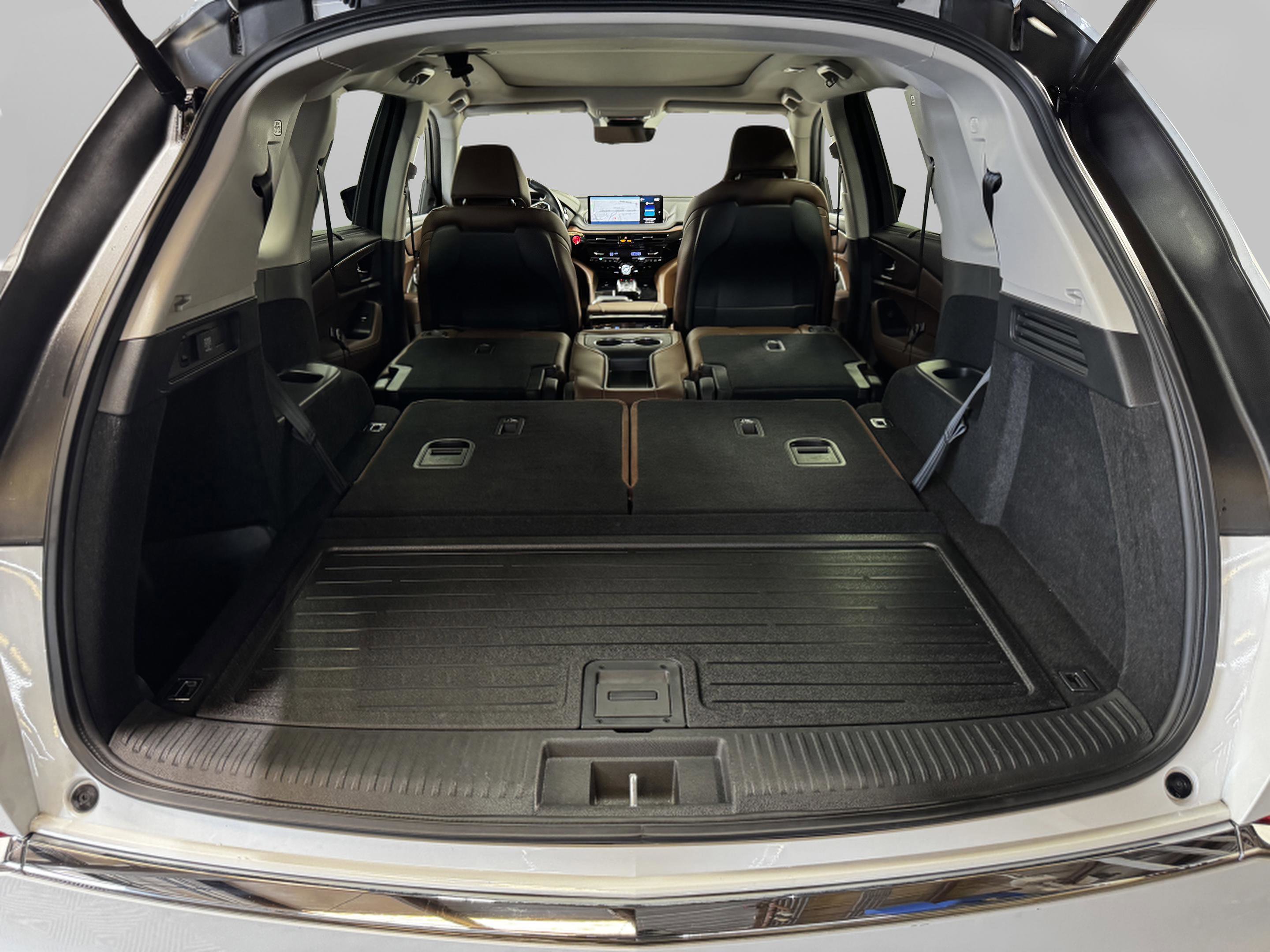 Certified 2023 Acura MDX FWD w/ Technology Package image 38