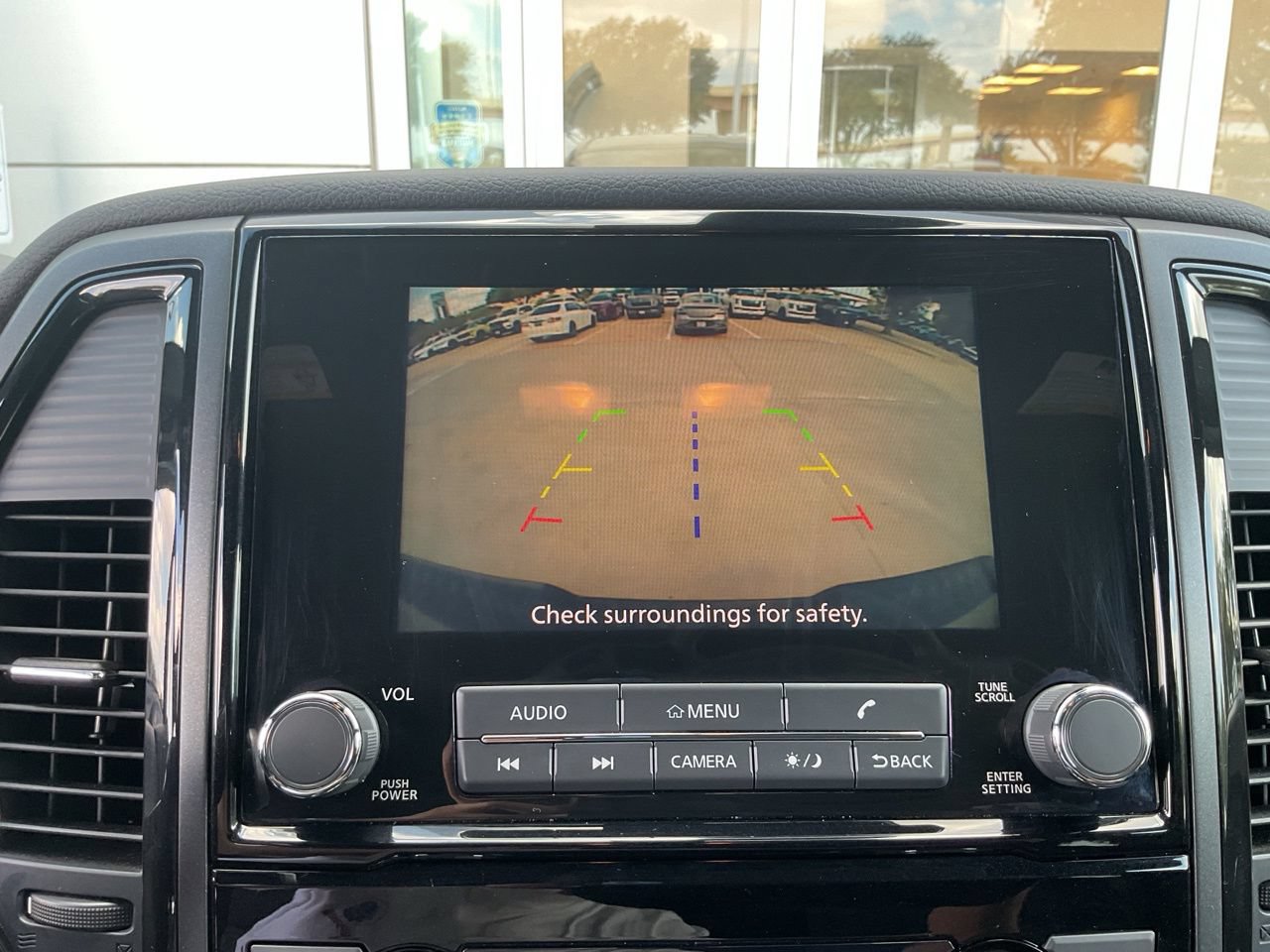 Used 2024 Nissan Titan SV w/ SV Bronze Edition Package RWD image 28