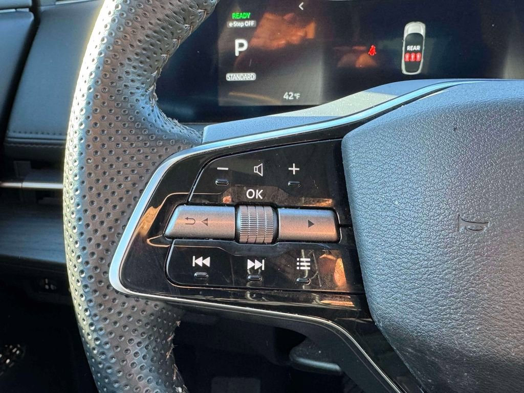 Certified 2024 Nissan Ariya AWD image 19