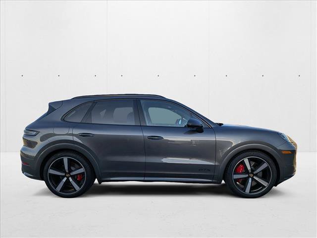 New 2025 Porsche Cayenne GTS image 8
