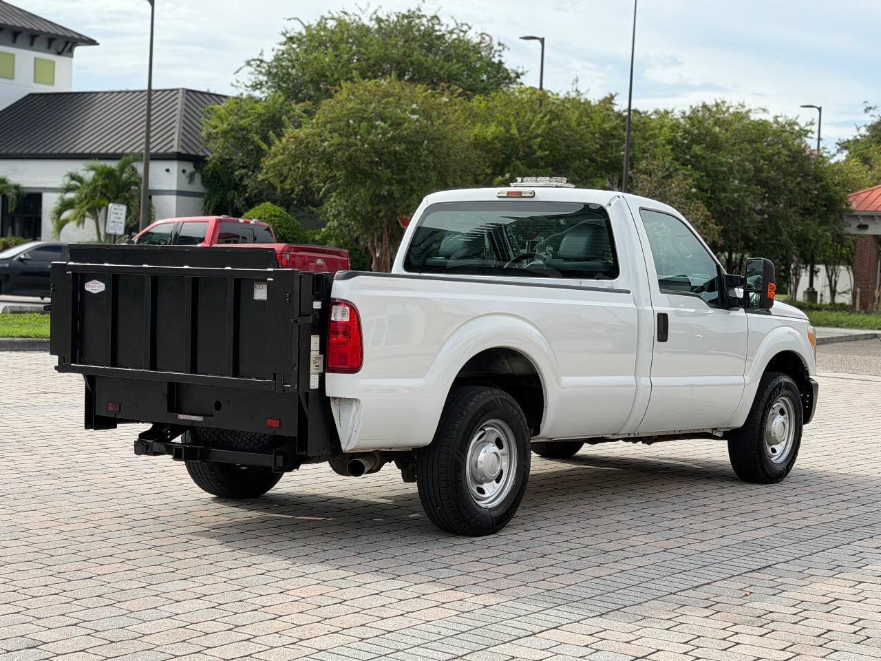 Used 2016 Ford F250 XL w/ Power Equipment Group RWD image 11