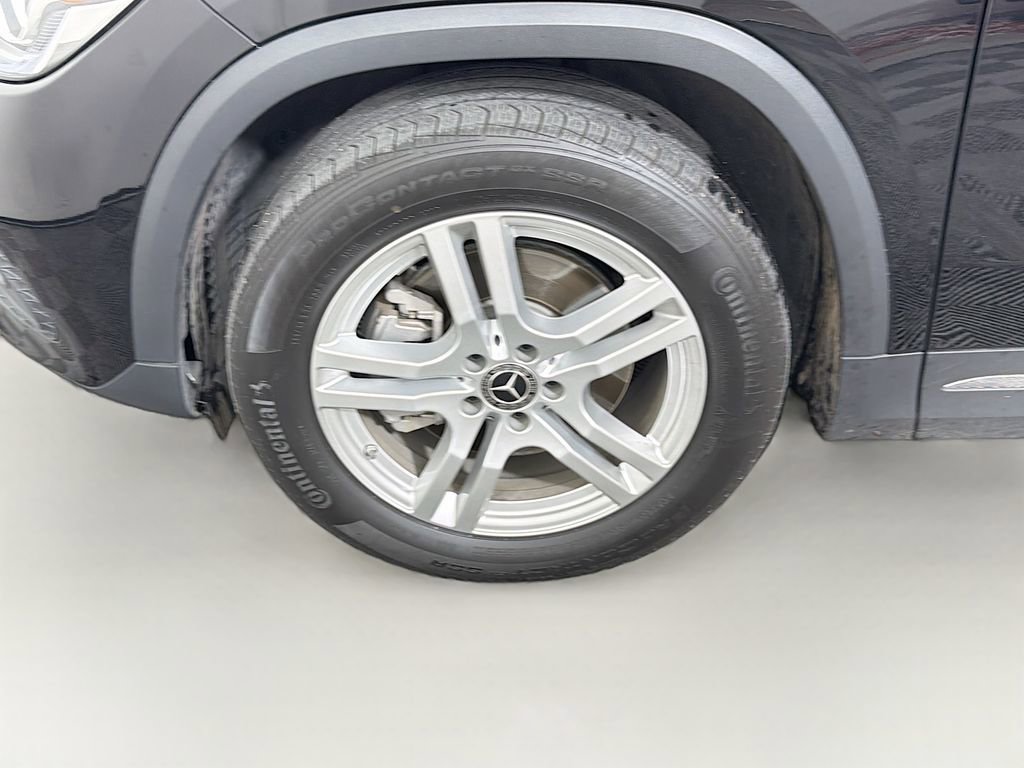 Certified 2023 Mercedes-Benz GLA 250 4MATIC image 32