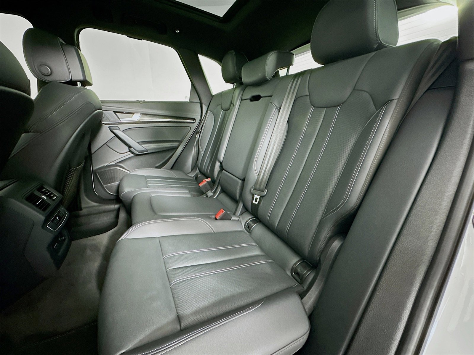 Used 2023 Audi SQ5 Premium Plus image 25