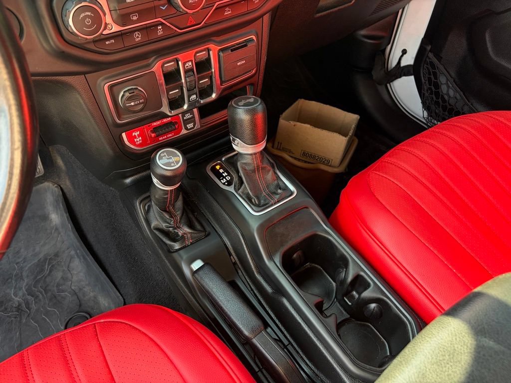 Used 2021 Jeep Wrangler Unlimited Rubicon AWD/4WD image 19