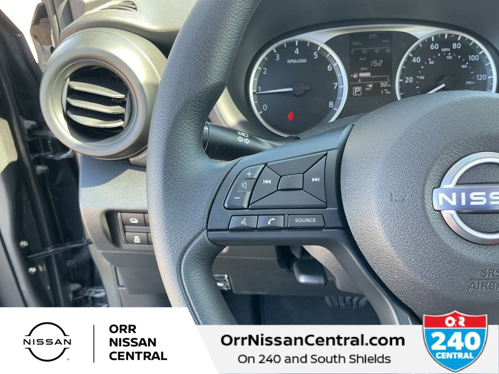 New 2025 Nissan Kicks Play S image 19